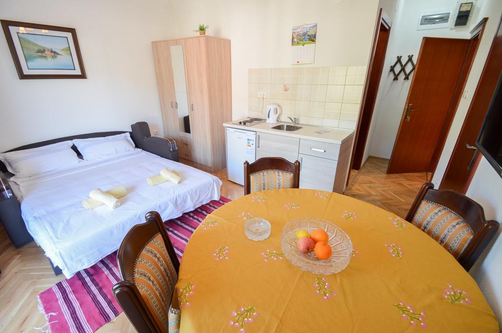 Apartments Ceklin Kotor Exterior foto